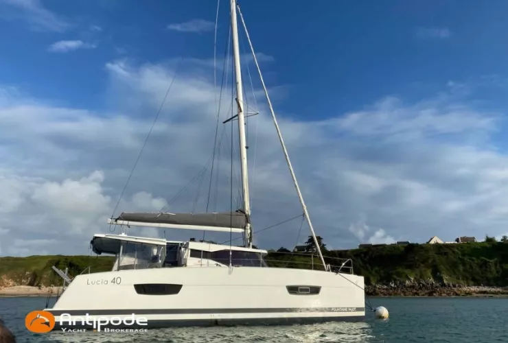 FOUNTAINE PAJOT LUCIA 40
