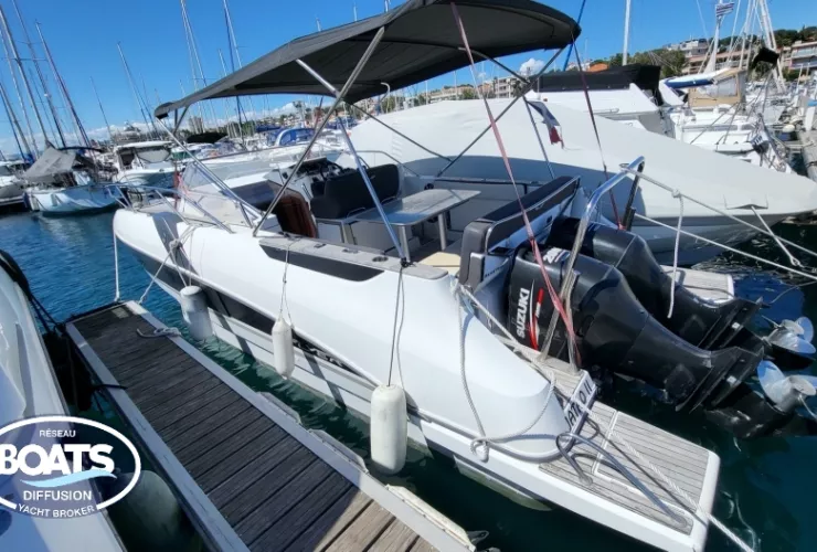BENETEAU 