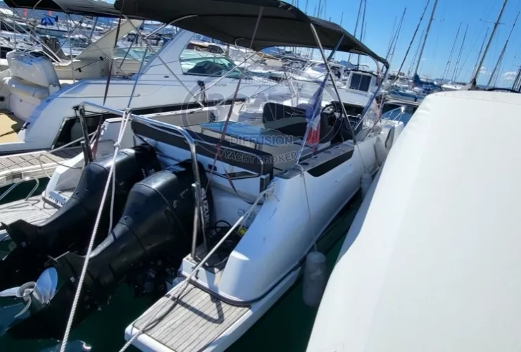 BENETEAU FLYER 8.8 SUNDECK - 2
