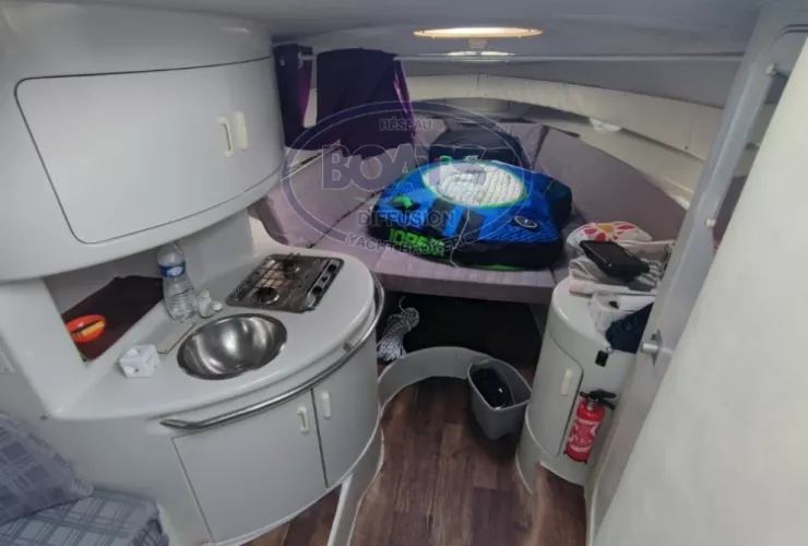 CHRIS CRAFT CROWNE 272 CC - 3