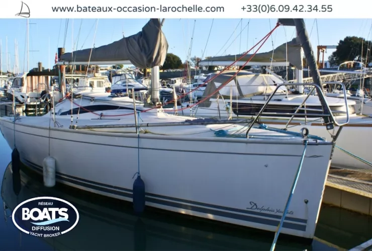 DELPHIA YACHTS 