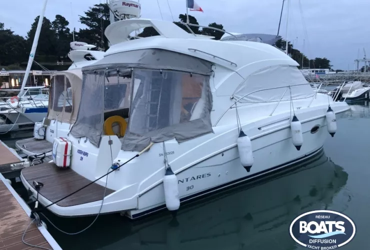 BENETEAU ANTARES 30 FLY