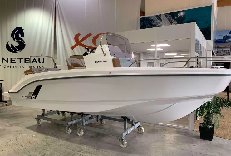 BENETEAU FLYER 6 SPACEDECK