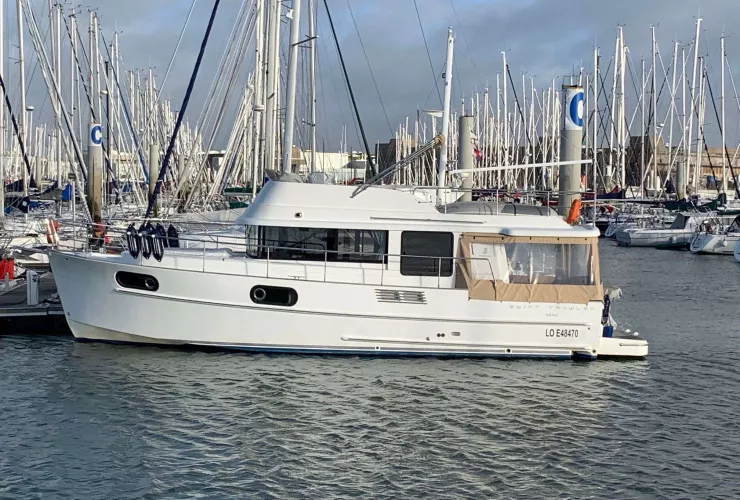 BENETEAU SWIFT TRAWLER 44