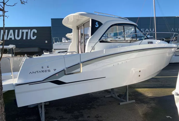 BENETEAU ANTARES 7 OB