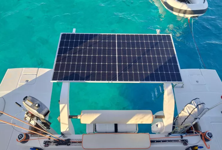 C CATAMARANS C CATAMARANS 38 - 3