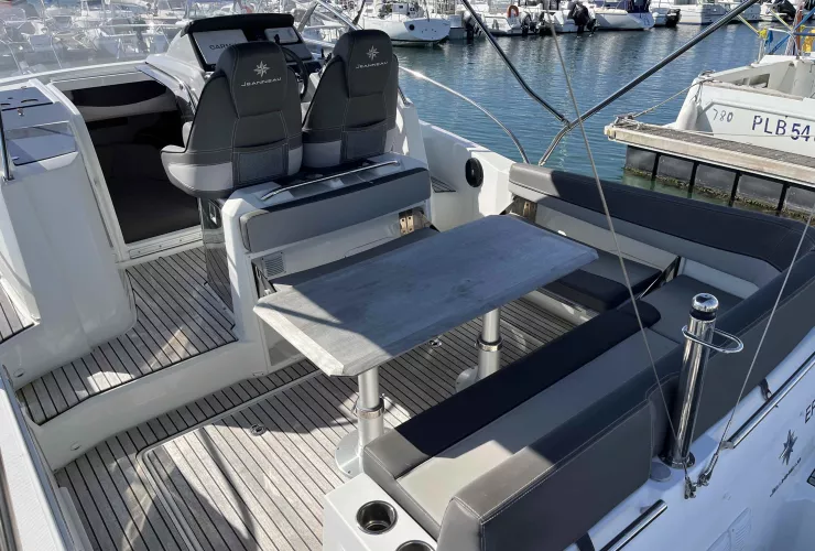 JEANNEAU CAP CAMARAT 9.0 WA - 2