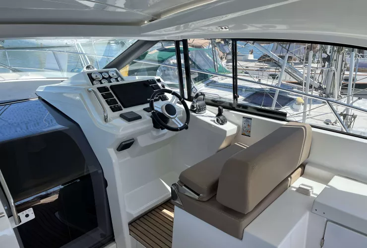 JEANNEAU LEADER 40 - 3