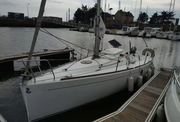 BENETEAU FIRST 211