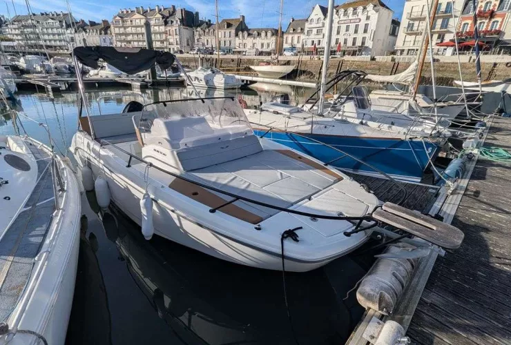 BENETEAU FLYER 7 SUNDECK