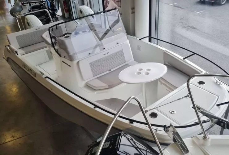 BENETEAU FLYER 7 SPACEDECK