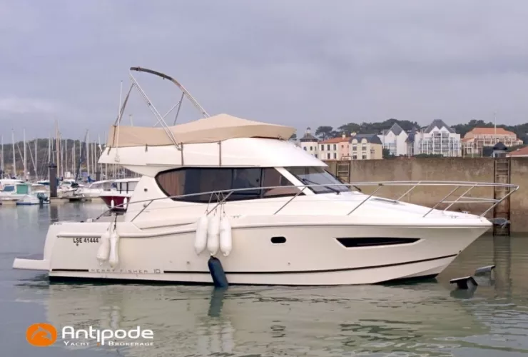 JEANNEAU MERRY FISHER 10