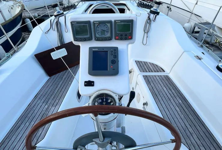 BENETEAU OCEANIS 323 CLIPPER - 3