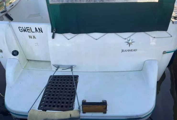 JEANNEAU MERRY FISHER 805 - 3