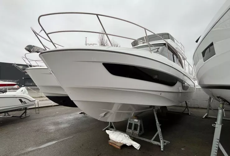 BENETEAU ANTARES 11 FLY