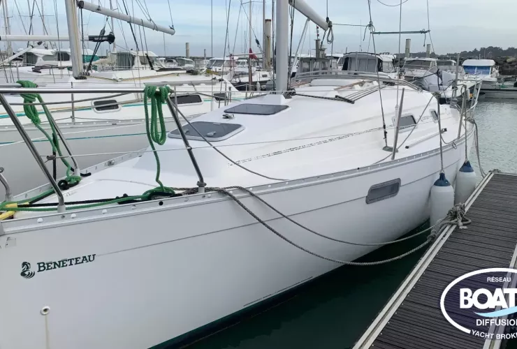 BENETEAU OCEANIS 281