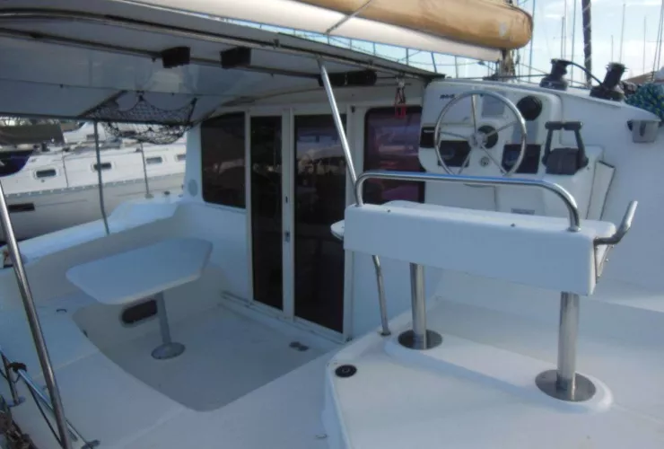 FOUNTAINE PAJOT MAHE 36 - 3