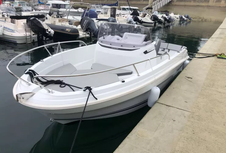 JEANNEAU CAP CAMARAT 5.5 CC