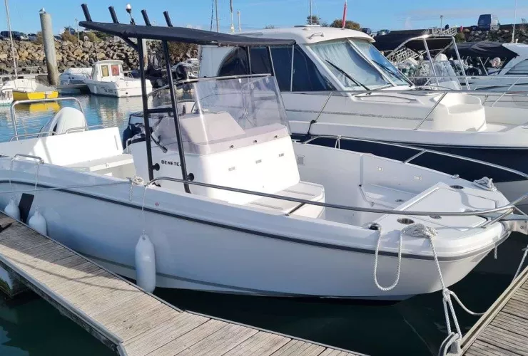 BENETEAU FLYER 7 SPACEDECK