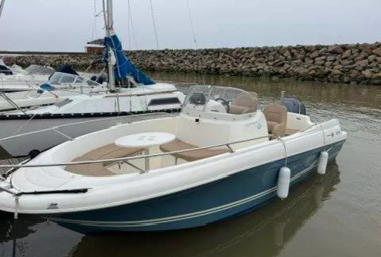 JEANNEAU CAP CAMARAT 6.5 CC