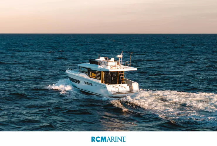 BENETEAU SWIFT TRAWLER 37 FLY - 3
