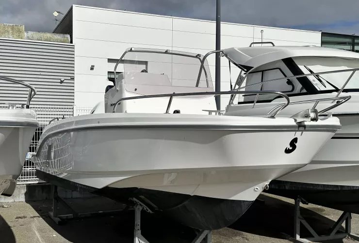 BENETEAU FLYER 6 SPACEDECK