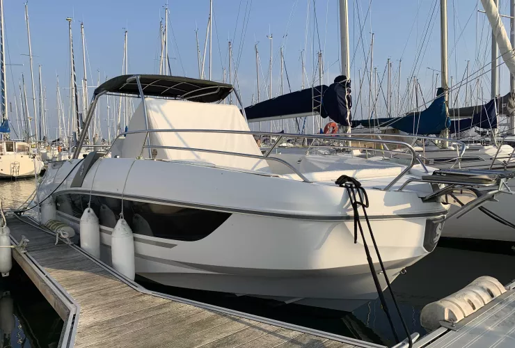 BENETEAU FLYER 8.8 SPACEDECK