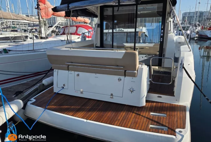 JEANNEAU NC 33 - 3