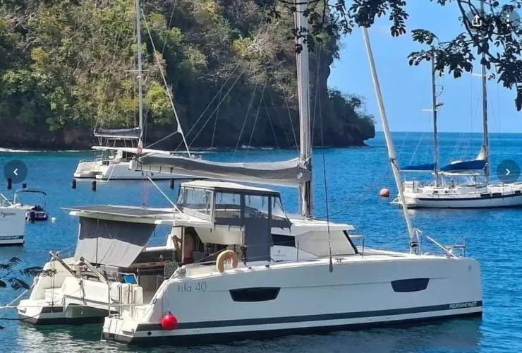 FOUNTAINE PAJOT  - 1