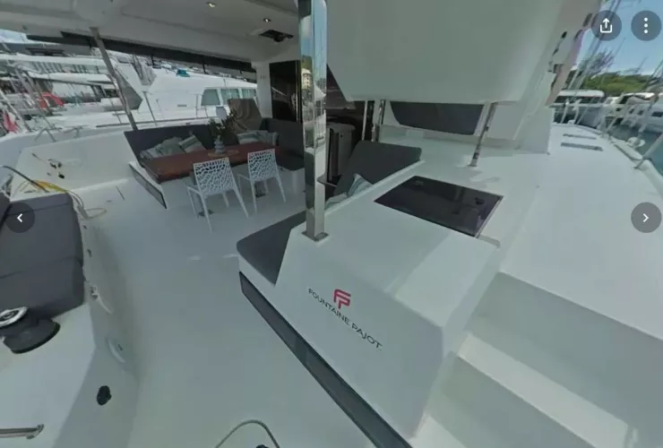 FOUNTAINE PAJOT  - 2