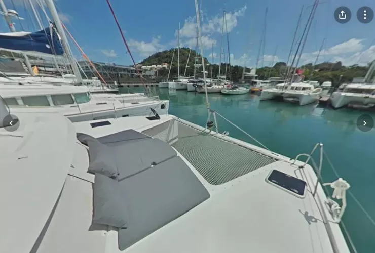 FOUNTAINE PAJOT  - 3