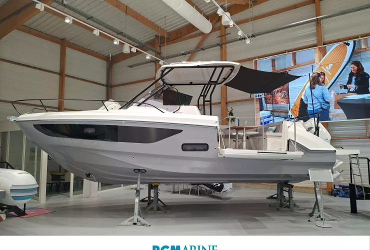 BENETEAU FLYER 9 SUNDECK - 1
