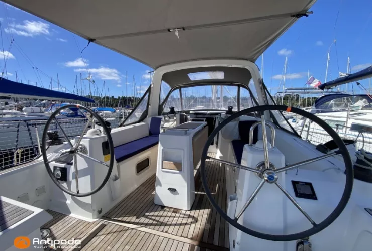 BENETEAU OCEANIS 35.1 - 3
