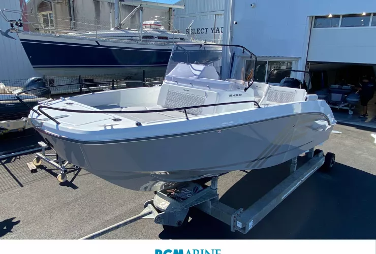 BENETEAU FLYER 7 SPACEDECK - 1