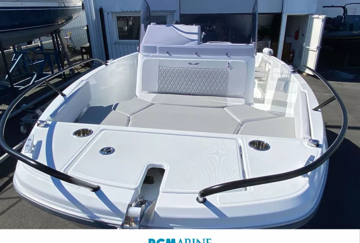 BENETEAU FLYER 7 SPACEDECK - 2