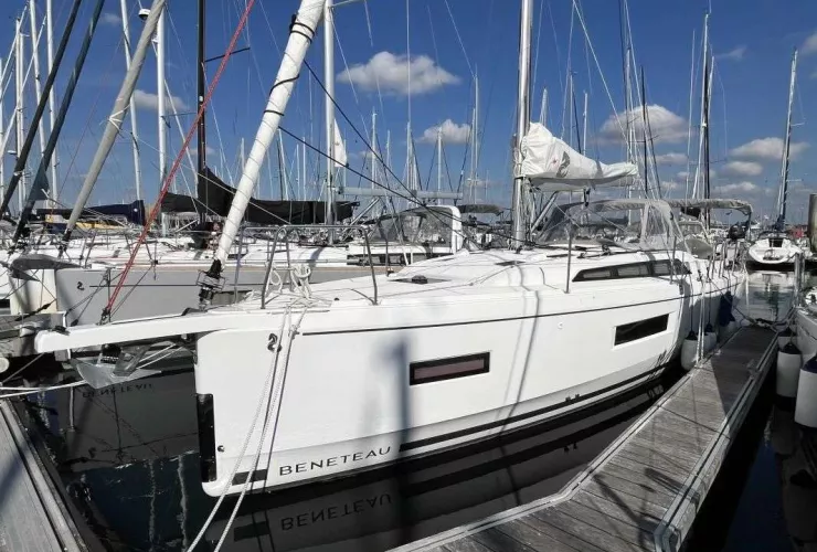 BENETEAU OCEANIS 37.1 - 2