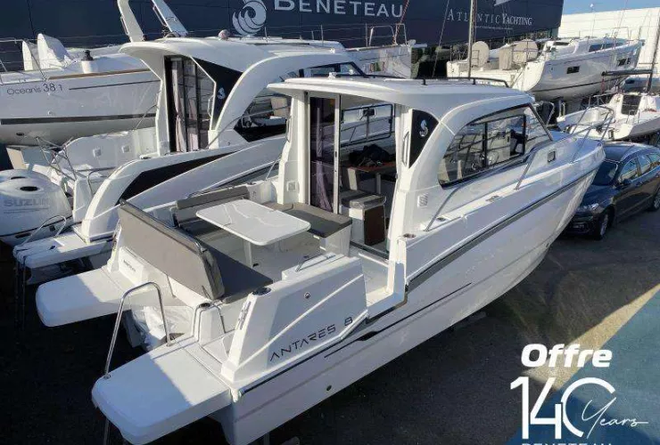 BENETEAU ANTARES 8 - 1