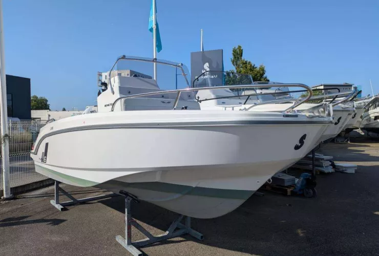 BENETEAU FLYER 6 SPACEDECK - 2