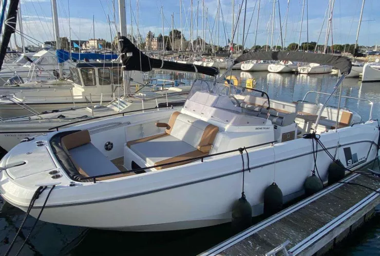 BENETEAU FLYER 9 SPACEDECK - 1
