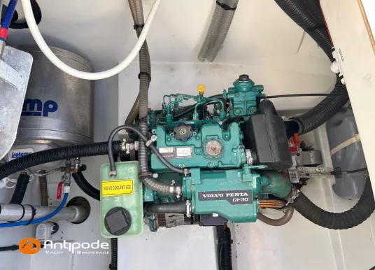 FOUNTAINE PAJOT - LUCIA 40 - 9