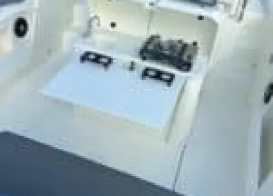 PRUA AL VENTO - PRUA AL VENTO 700 SUNDECK - 6