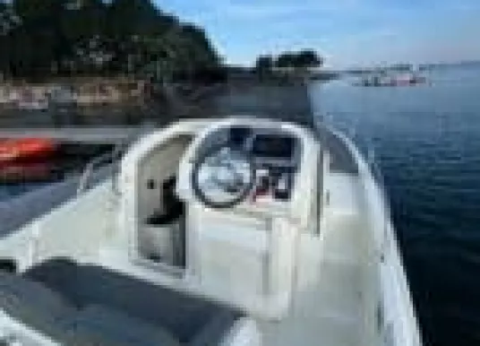 PRUA AL VENTO - PRUA AL VENTO 700 SUNDECK - 9