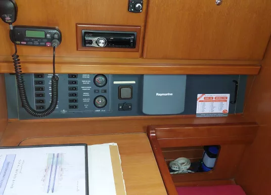 DUFOUR YACHTS - DUFOUR 325 GRAND LARGE - 4