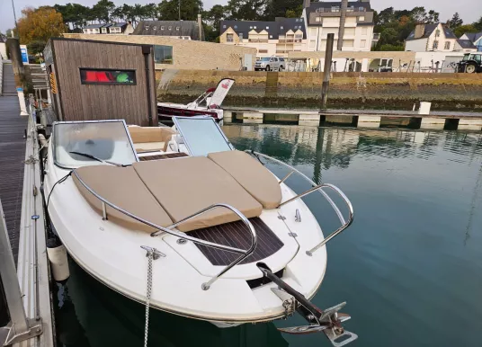 JEANNEAU - CAP CAMARAT 7.5 DC - 14