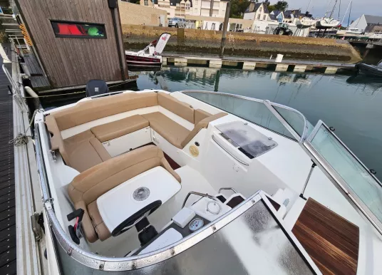 JEANNEAU - CAP CAMARAT 7.5 DC - 9