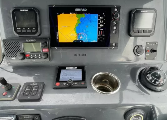 BENETEAU - FLYER 8.8 SPACEDECK - 12