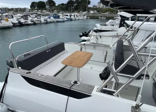 BENETEAU - FLYER 8.8 SPACEDECK - 8