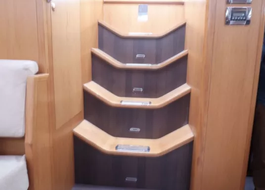 WAUQUIEZ - PILOT SALOON 47 - 31