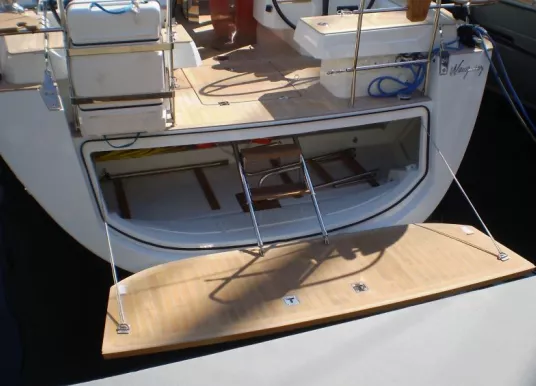 WAUQUIEZ - PILOT SALOON 48 - 11