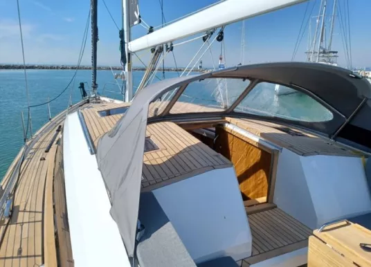 WAUQUIEZ - PILOT SALOON 48 - 3